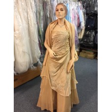 Wedding Dress Dynasty gold